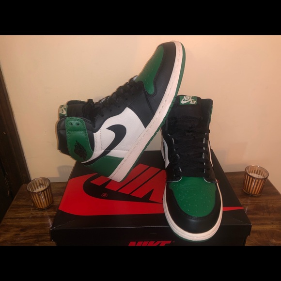 Jordan 1 Retro High OG Pine Green (2018) Size 12 - Picture 3 of 11